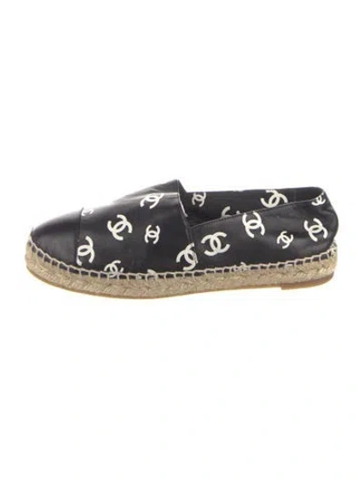 Pre-owned Chanel Interlocking Cc Logo Leather Espadrilles In Black