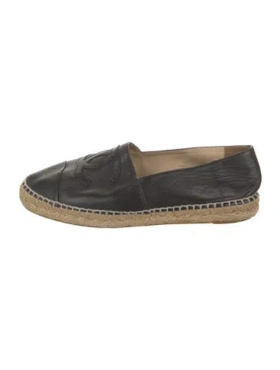Pre-owned Chanel Interlocking Cc Logo Leather Espadrilles In Black