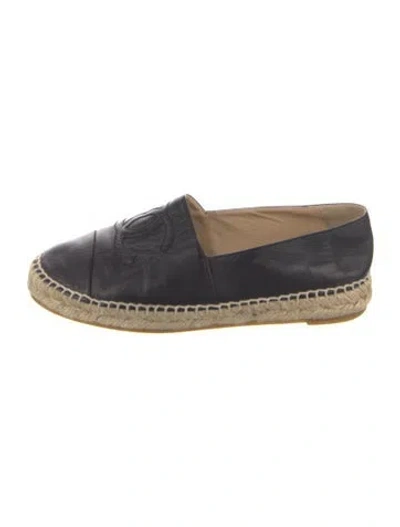 Pre-owned Chanel Interlocking Cc Logo Leather Espadrilles In Black