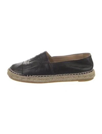 Pre-owned Chanel Interlocking Cc Logo Leather Espadrilles In Black
