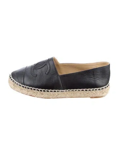 Pre-owned Chanel Interlocking Cc Logo Leather Espadrilles In Black