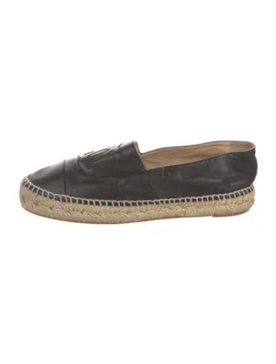 Pre-owned Chanel Interlocking Cc Logo Leather Espadrilles In Black