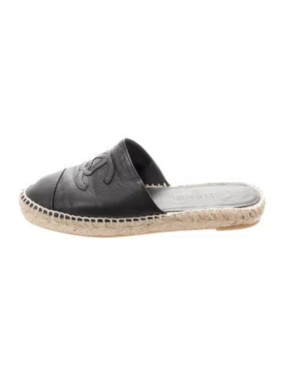 Pre-owned Chanel Interlocking Cc Logo Leather Espadrilles In Black