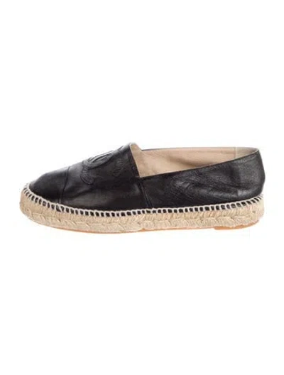 Pre-owned Chanel Interlocking Cc Logo Leather Espadrilles In Black