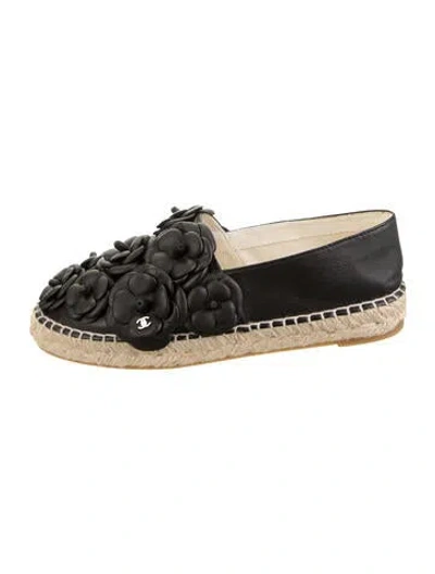 Pre-owned Chanel Interlocking Cc Logo Leather Espadrilles In Black