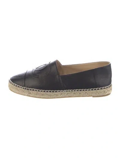Pre-owned Chanel Interlocking Cc Logo Leather Espadrilles In Black