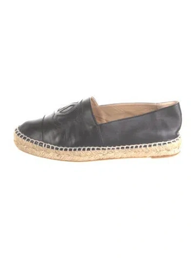 Pre-owned Chanel Interlocking Cc Logo Leather Espadrilles In Black