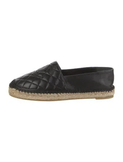 Pre-owned Chanel Interlocking Cc Logo Leather Espadrilles In Black