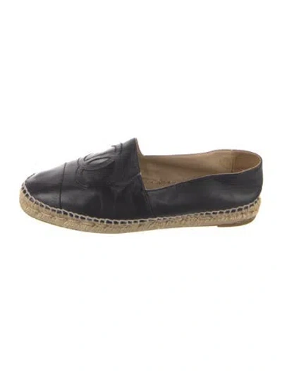 Pre-owned Chanel Interlocking Cc Logo Leather Espadrilles In Black
