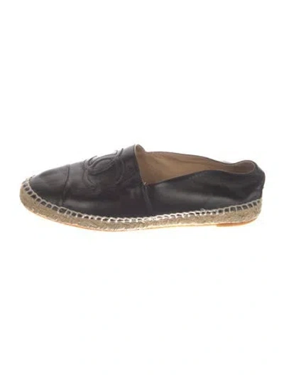 Pre-owned Chanel Interlocking Cc Logo Leather Espadrilles In Black