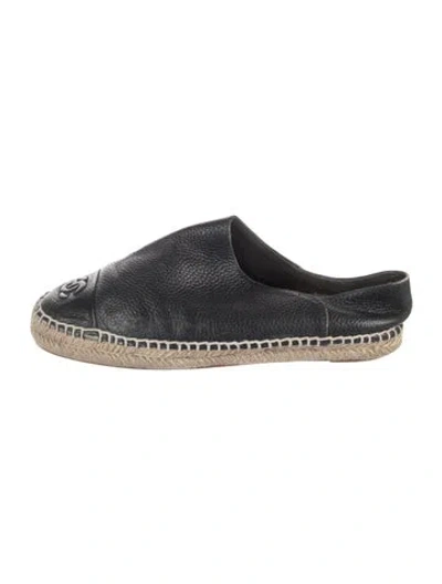 Pre-owned Chanel Interlocking Cc Logo Leather Espadrilles In Black