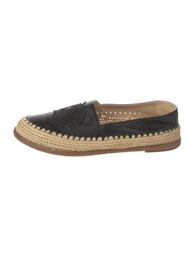 Pre-owned Chanel Interlocking Cc Logo Leather Espadrilles In Black