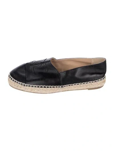 Pre-owned Chanel Interlocking Cc Logo Leather Espadrilles In Black