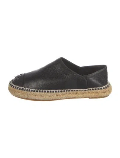 Pre-owned Chanel Interlocking Cc Logo Leather Espadrilles In Black