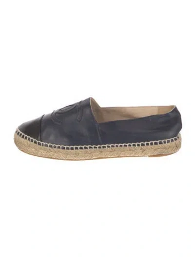 Pre-owned Chanel Interlocking Cc Logo Leather Espadrilles In Blue