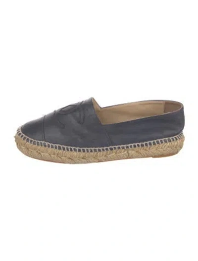 Pre-owned Chanel Interlocking Cc Logo Leather Espadrilles In Blue