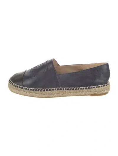 Pre-owned Chanel Interlocking Cc Logo Leather Espadrilles In Blue