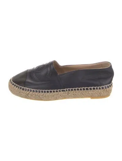 Pre-owned Chanel Interlocking Cc Logo Leather Espadrilles In Blue