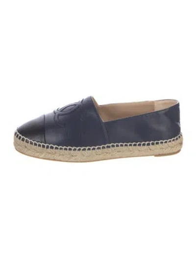 Pre-owned Chanel Interlocking Cc Logo Leather Espadrilles In Blue