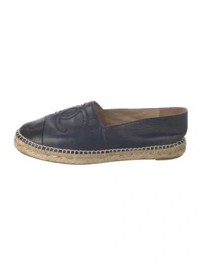 Pre-owned Chanel Interlocking Cc Logo Leather Espadrilles In Blue