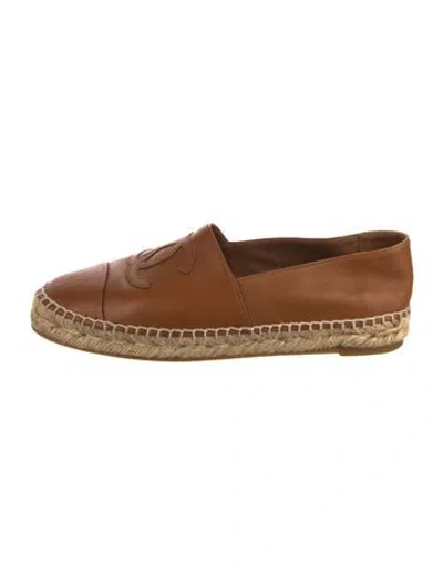 Pre-owned Chanel Interlocking Cc Logo Leather Espadrilles In Brown