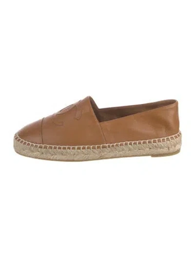 Pre-owned Chanel Interlocking Cc Logo Leather Espadrilles In Brown