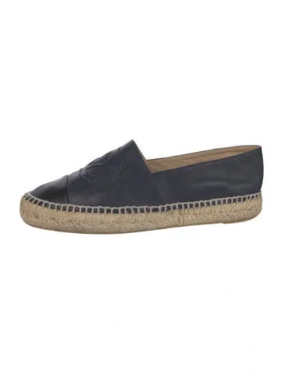 Pre-owned Chanel Interlocking Cc Logo Leather Espadrilles In Multi