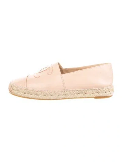 Pre-owned Chanel Interlocking Cc Logo Leather Espadrilles In Neutrals