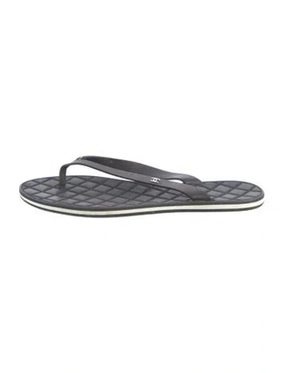 Pre-owned Chanel Interlocking Cc Logo Leather Flip Flops In Black