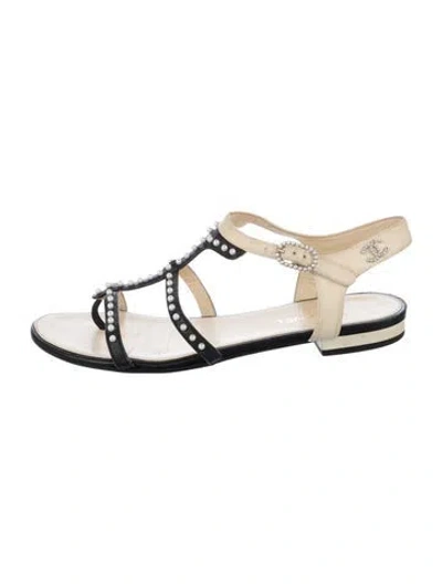 Pre-owned Chanel Interlocking Cc Logo Leather Gladiator Sandals In Neutral