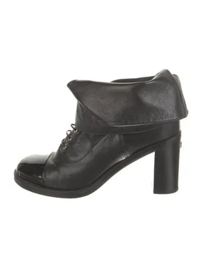 Pre-owned Chanel Interlocking Cc Logo Leather Lace-up Boots In Black