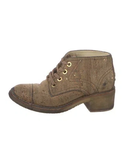 Pre-owned Chanel Interlocking Cc Logo Leather Lace-up Boots In Neutral