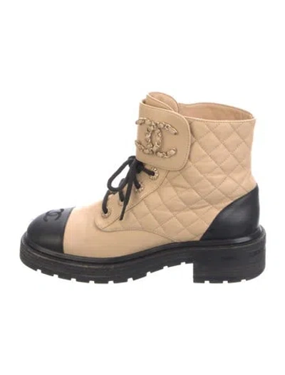 Pre-owned Chanel Interlocking Cc Logo Leather Lace-up Boots In Neutrals