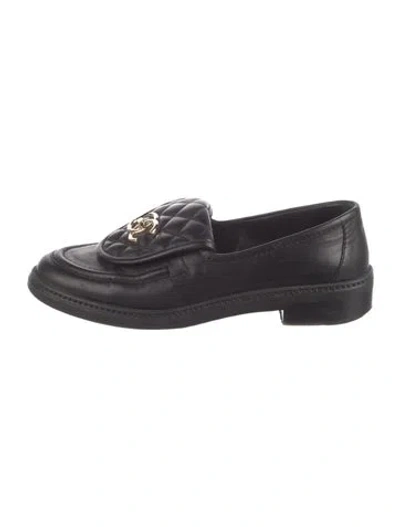 Pre-owned Chanel Interlocking Cc Logo Leather Loafers In Black