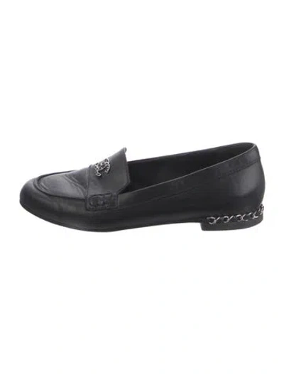 Pre-owned Chanel Interlocking Cc Logo Leather Loafers In Black