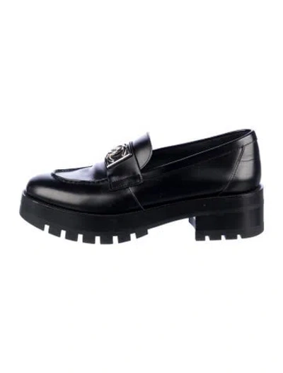 Pre-owned Chanel Interlocking Cc Logo Leather Loafers In Black
