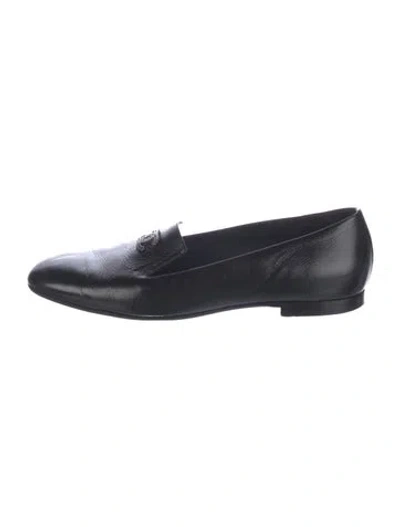 Pre-owned Chanel Interlocking Cc Logo Leather Loafers In Black