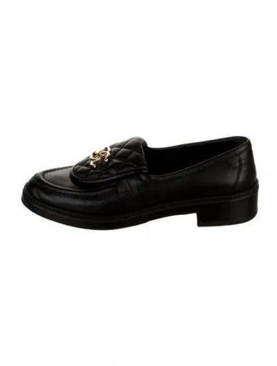 Pre-owned Chanel Interlocking Cc Logo Leather Loafers In Black