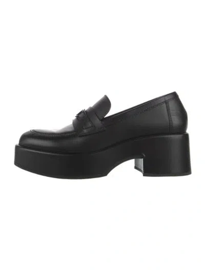 Pre-owned Chanel Interlocking Cc Logo Leather Loafers In Black
