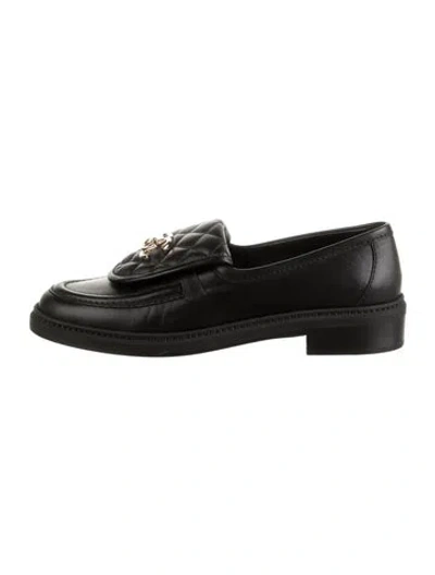Pre-owned Chanel Interlocking Cc Logo Leather Loafers In Black