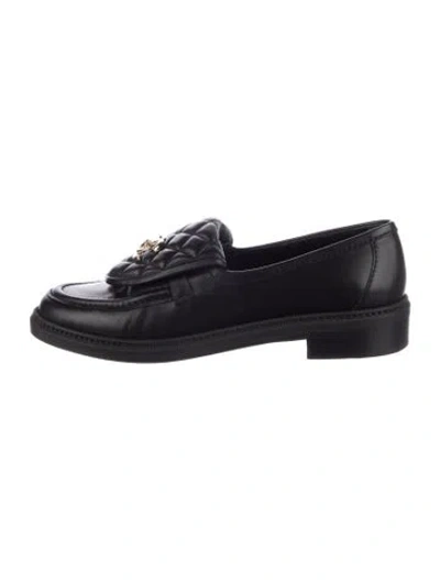 Pre-owned Chanel Interlocking Cc Logo Leather Loafers In Black