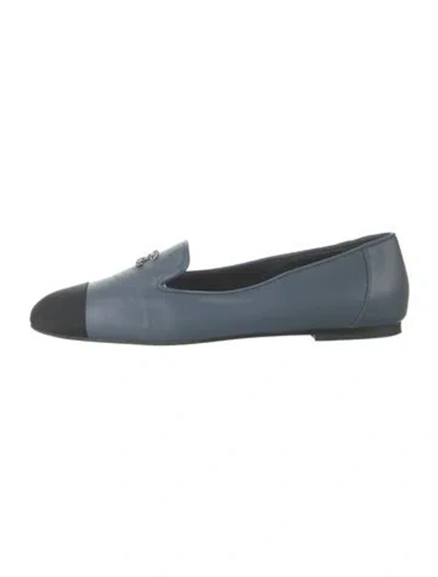 Pre-owned Chanel Interlocking Cc Logo Leather Loafers In Black/blue