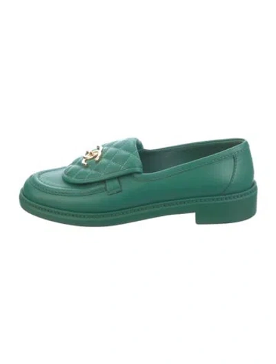 Pre-owned Chanel Interlocking Cc Logo Leather Loafers In Green