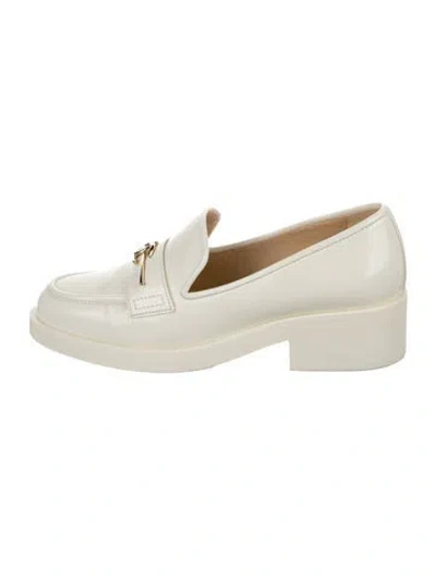 Pre-owned Chanel Interlocking Cc Logo Leather Loafers In Neutral