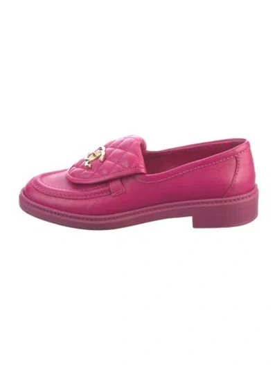 Pre-owned Chanel Interlocking Cc Logo Leather Loafers In Pink