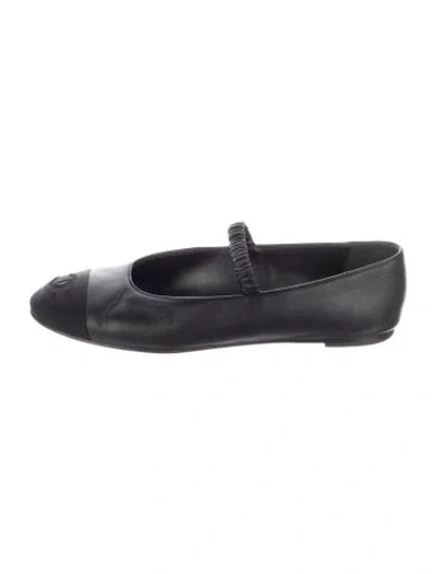 Pre-owned Chanel Interlocking Cc Logo Leather Mary Jane Flats In Black