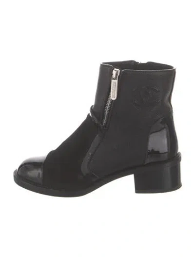 Pre-owned Chanel Interlocking Cc Logo Leather Moto Boots In Black