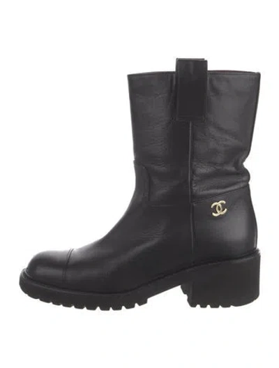 Pre-owned Chanel Interlocking Cc Logo Leather Moto Boots In Black