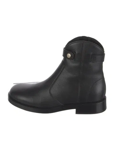 Pre-owned Chanel Interlocking Cc Logo Leather Moto Boots In Black