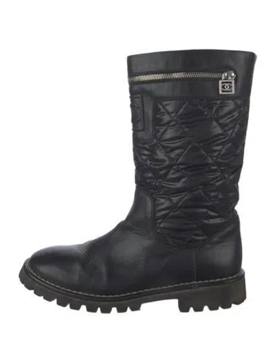 Pre-owned Chanel Interlocking Cc Logo Leather Moto Boots In Black